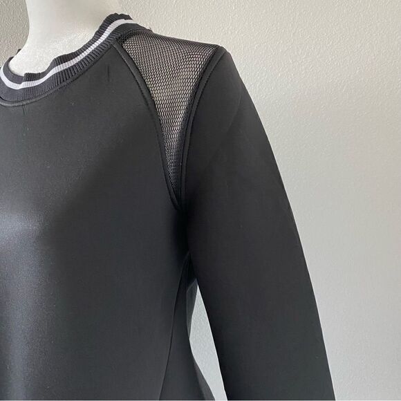 C&C California Womens Black Pullover Top SZ S NWT - Picture 4 of 15